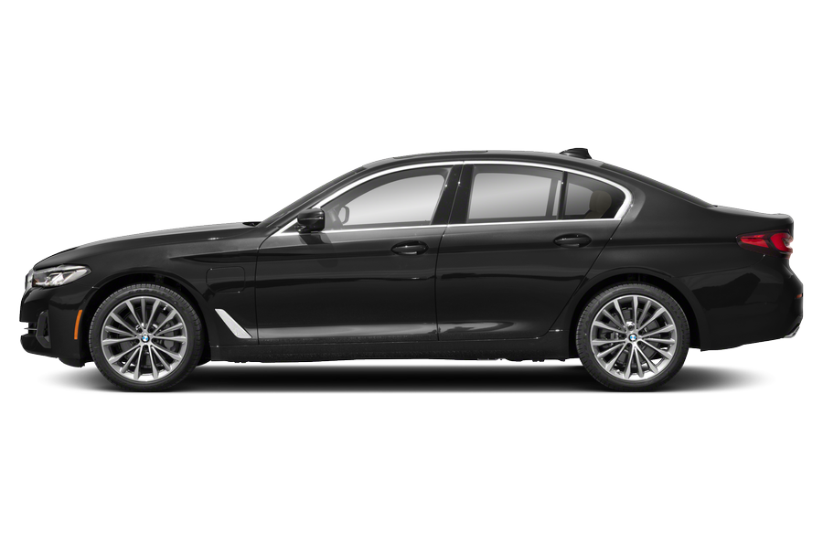 2021 BMW 530e exterior side view
