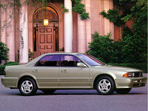 1992 Mitsubishi Diamante Overview 1992 Mitsubishi Diamante Overview