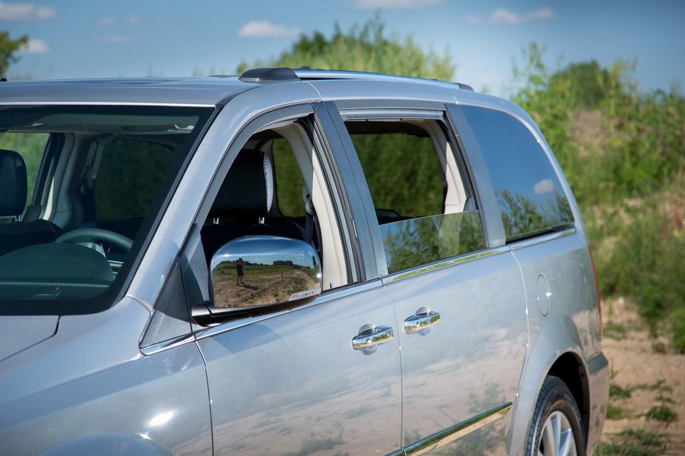 2015 Chrysler Town & Country;