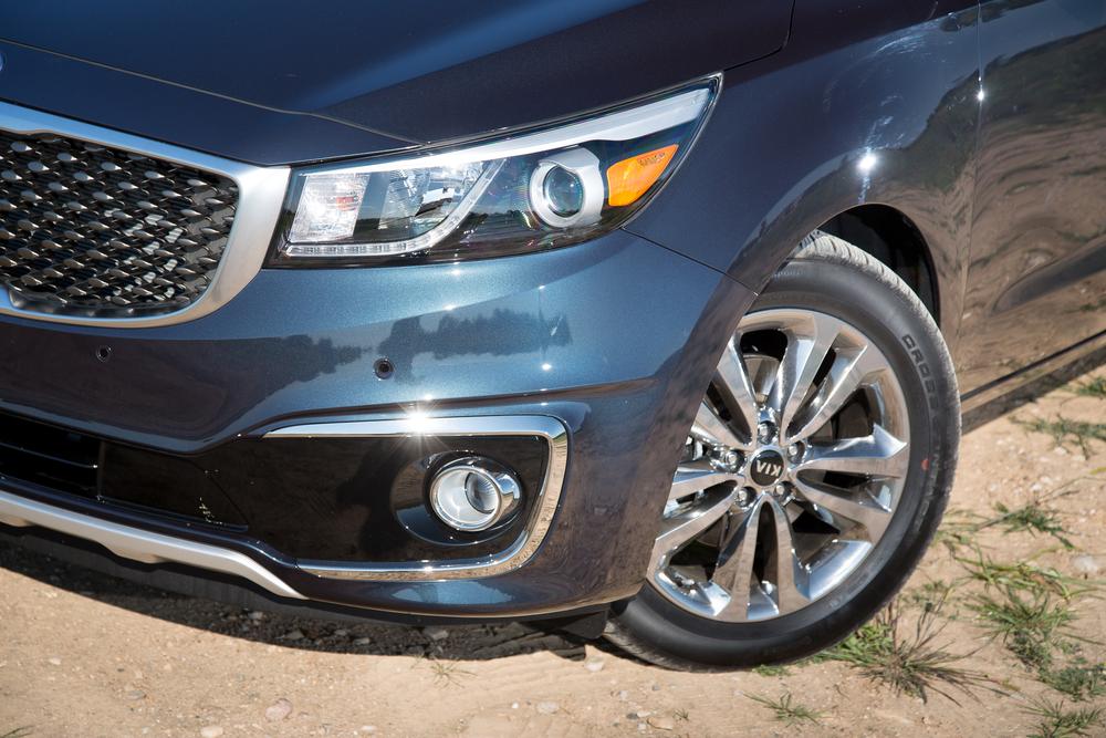 2015 Kia Sedona;