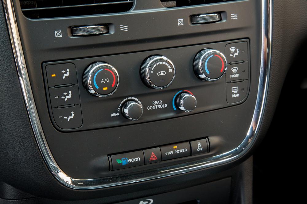 2015 Dodge Grand Caravan;