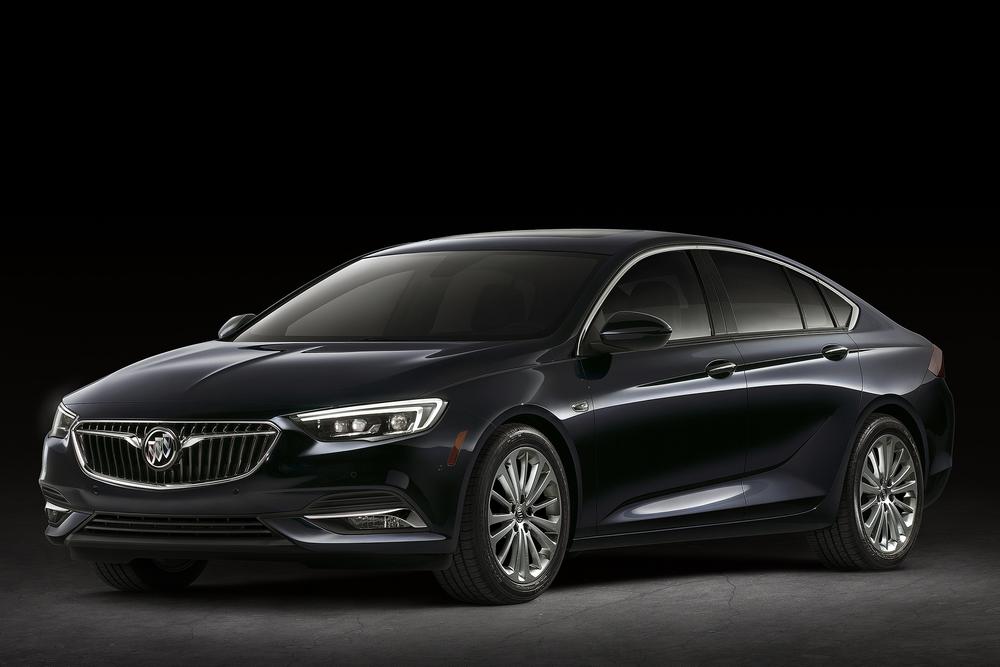 2018 Buick Regal Sportback, TourX Preview | News | Cars.com 2018 Buick Regal Sportback, TourX Preview | News | Cars.com