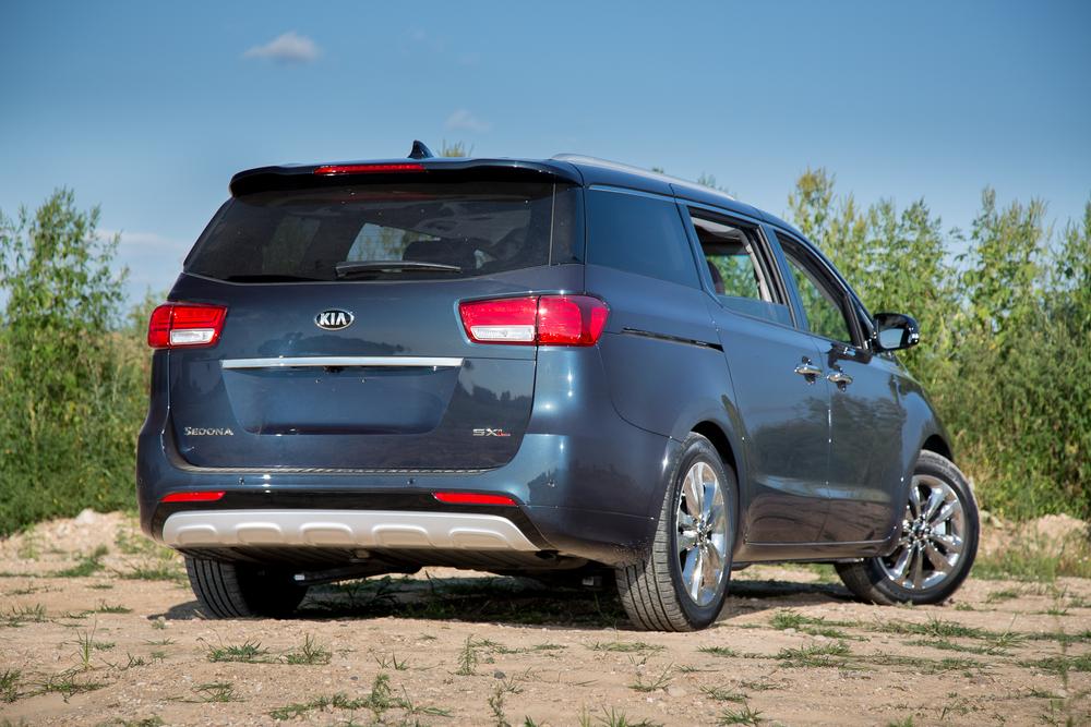 2015 Kia Sedona;