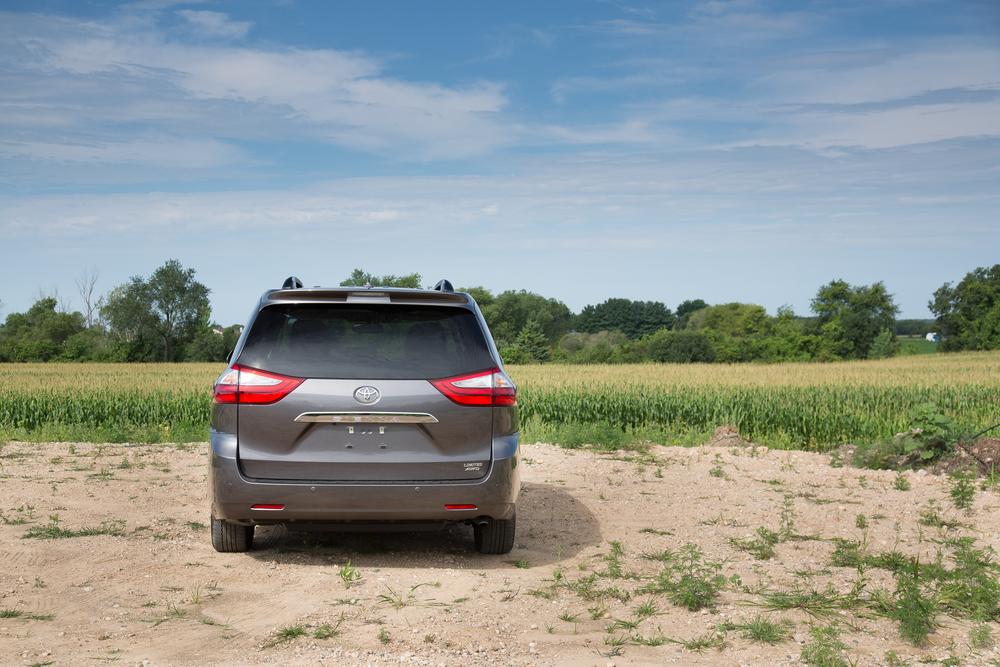 2015 Toyota Sienna;