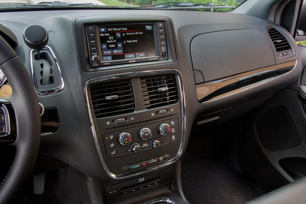 2015 Dodge Grand Caravan;