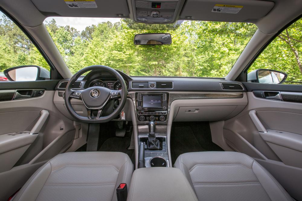 2016 Volkswagen Passat