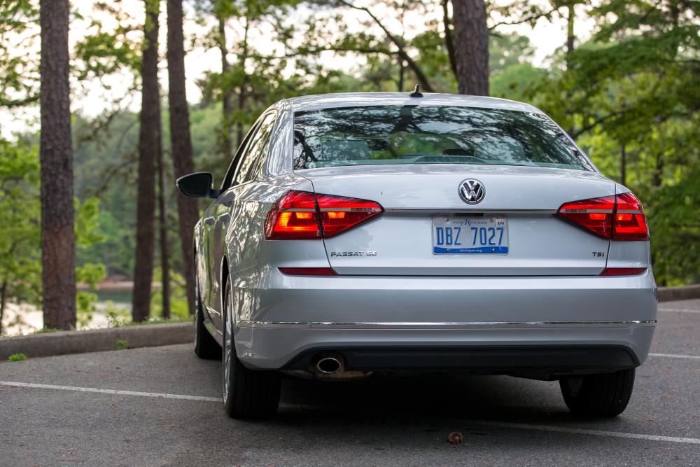2016 Volkswagen Passat