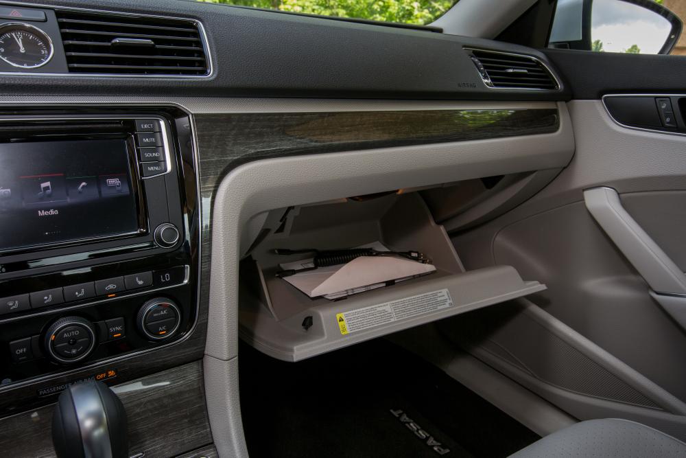 2016 Volkswagen Passat