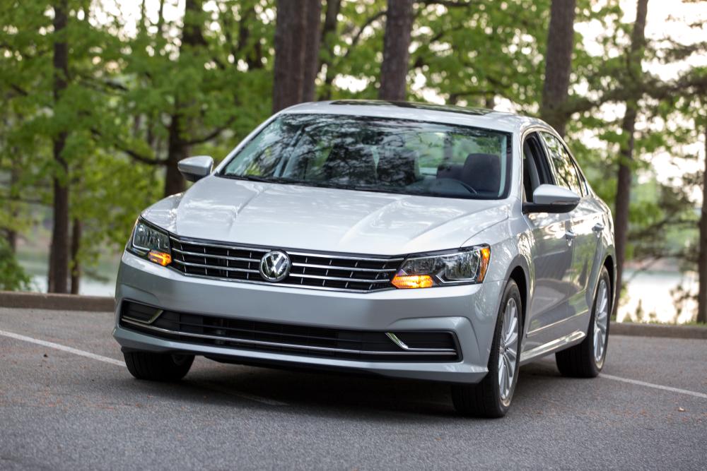 2016 Volkswagen Passat
