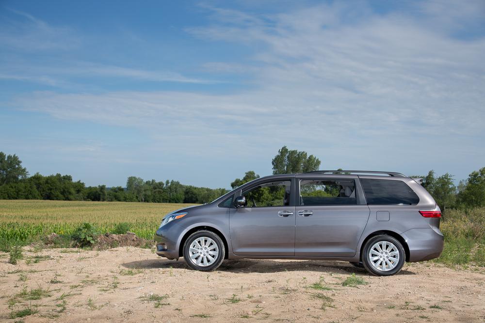 2015 Toyota Sienna;