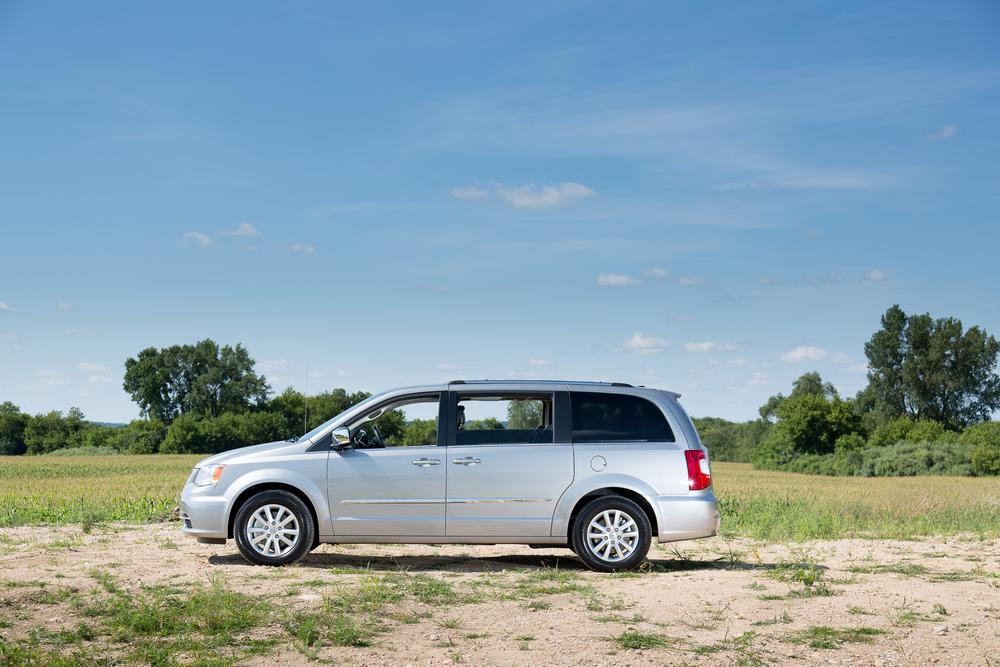 2015 Chrysler Town & Country;
