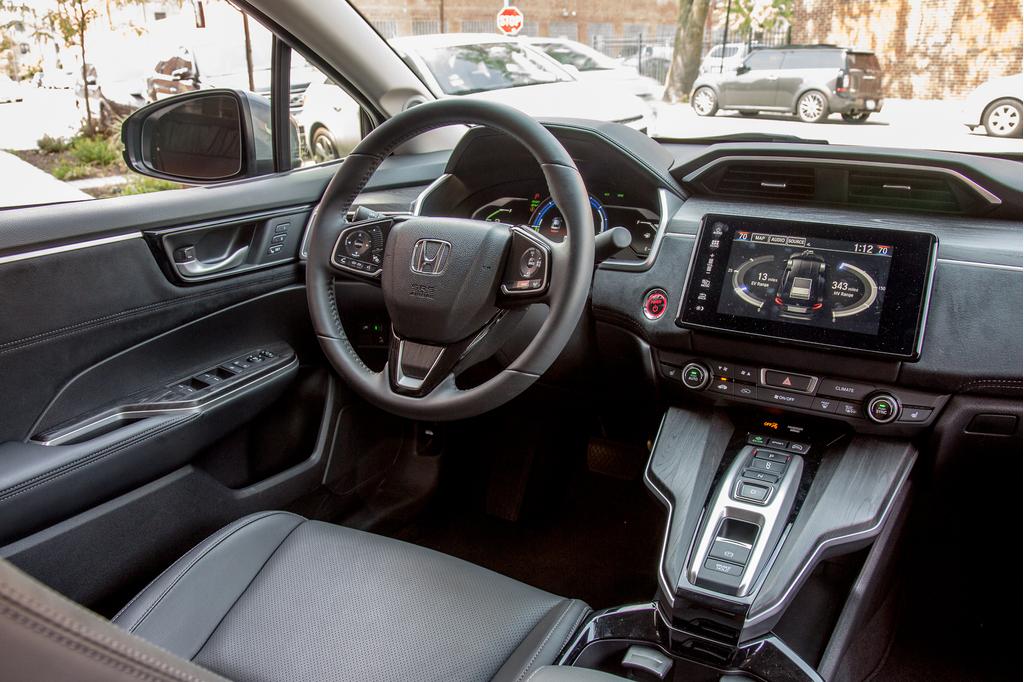 honda-clarity-pluginhybrid-16-2018, clarity, first drive, honda.
