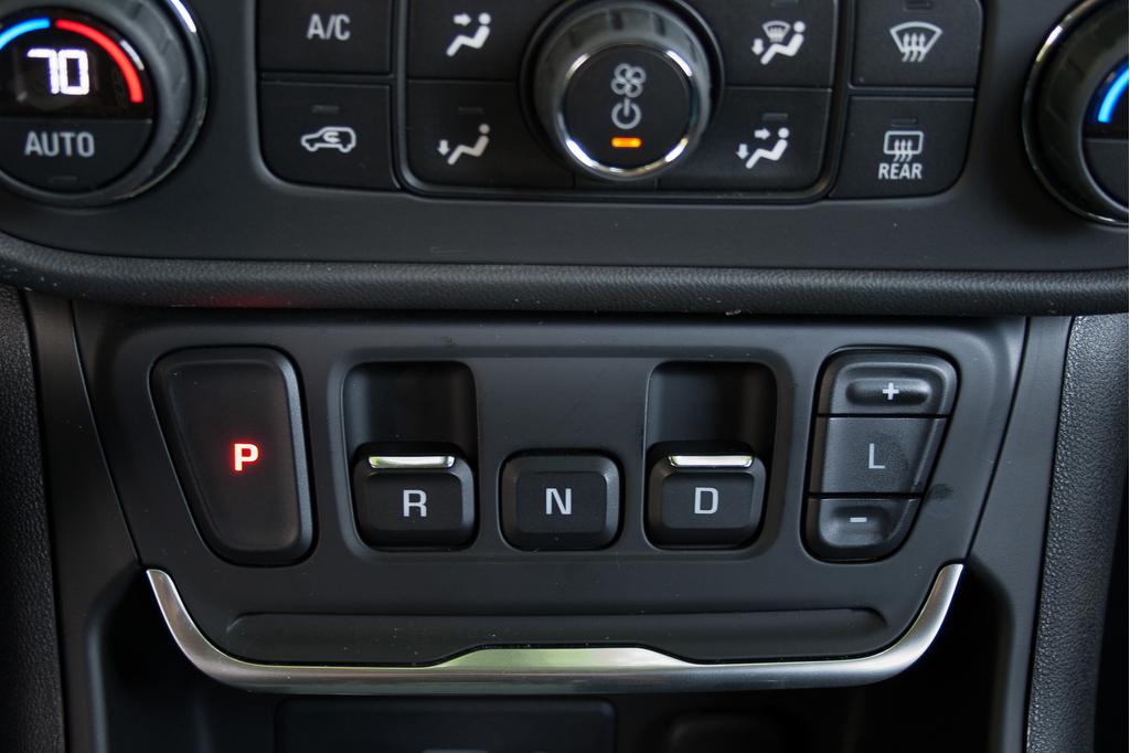 gmc-terrain-2018-21.jpg