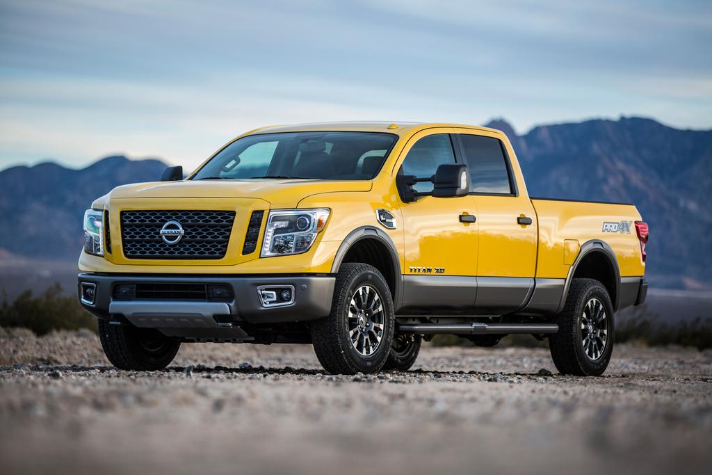 Nissan titan truck of the year #8