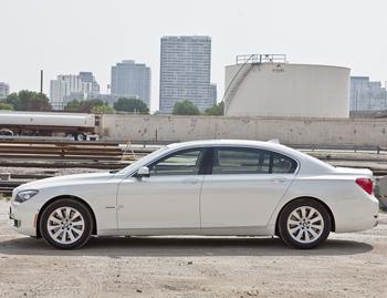 2011 BMW 750 - Our Review | Cars.com 2011 BMW 750 - Our Review | Cars.com
