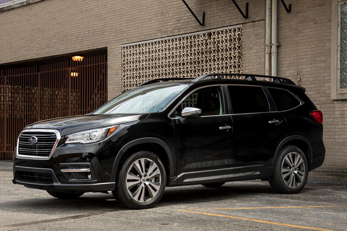 25-<a href=https://www.sharperedgeengines.com/used-subaru-engines>subaru</a>-ascent-2019-angle--black--exterior--front-angle--black