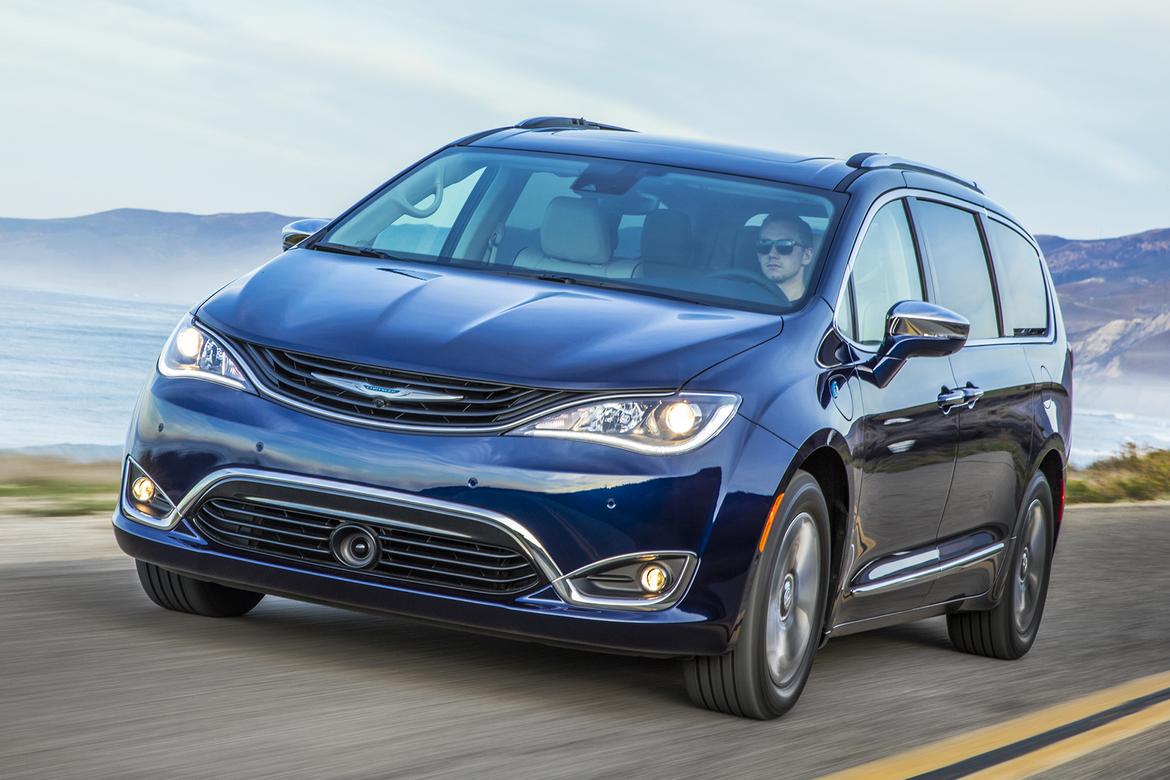 2019 <a href=https://www.sharperedgeengines.com/used-chrysler-engines>chrysler</a> pacifica hybrid.jpg