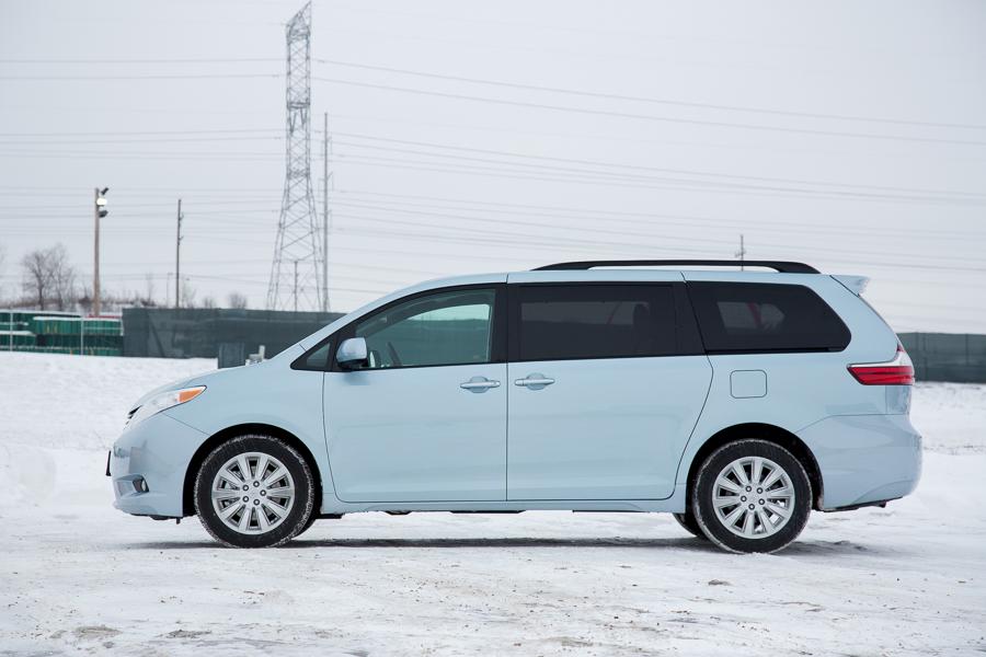 Toyota sienna 2016