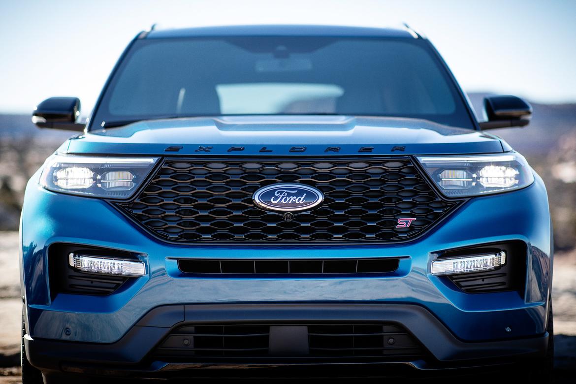 10-<a href=https://www.sharperedgeengines.com/used-ford-engines>ford</a>-explorer-st-2020-blue--exterior--front.jpg