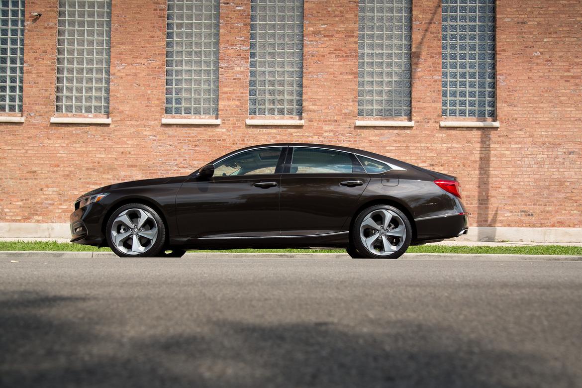 2018 Honda Accord Review: First Drive | News | Cars.com