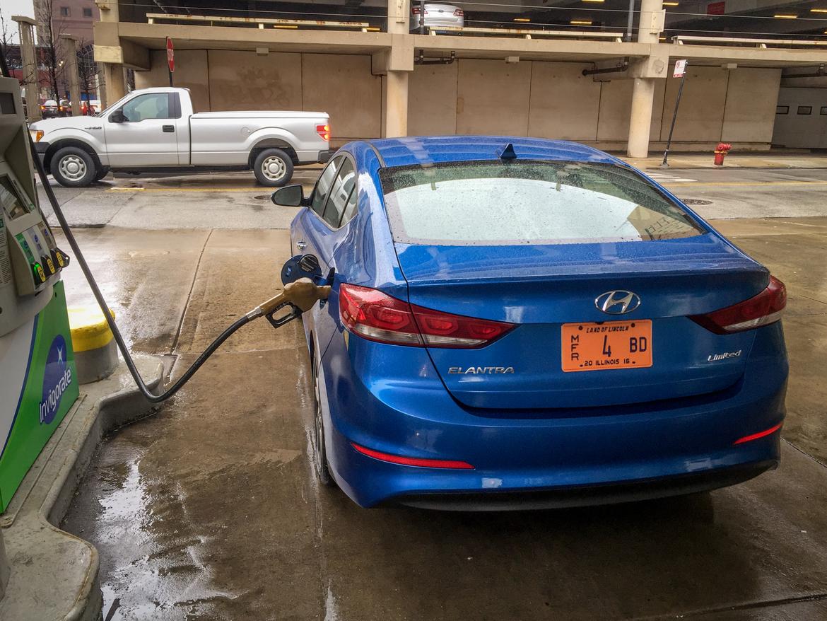 2017 Hyundai Elantra Real World Mileage News Cars 17hyundai Elantra Realworldfuelecon Km 04 Jpg