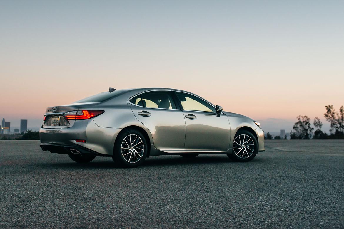 New-Car Deals: October 2016 | News | Cars.com