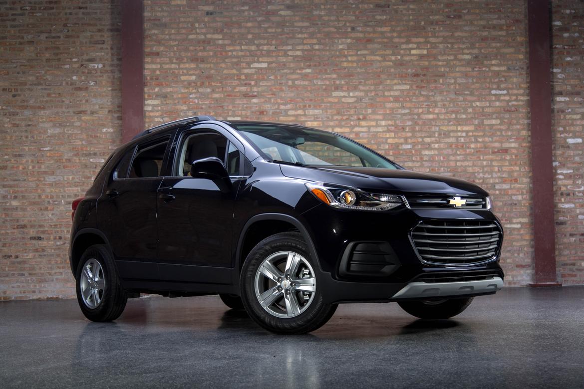 2017 Subcompact Suv Driving Range News Cars 17chevrolet Trax Ac 01 Jpg