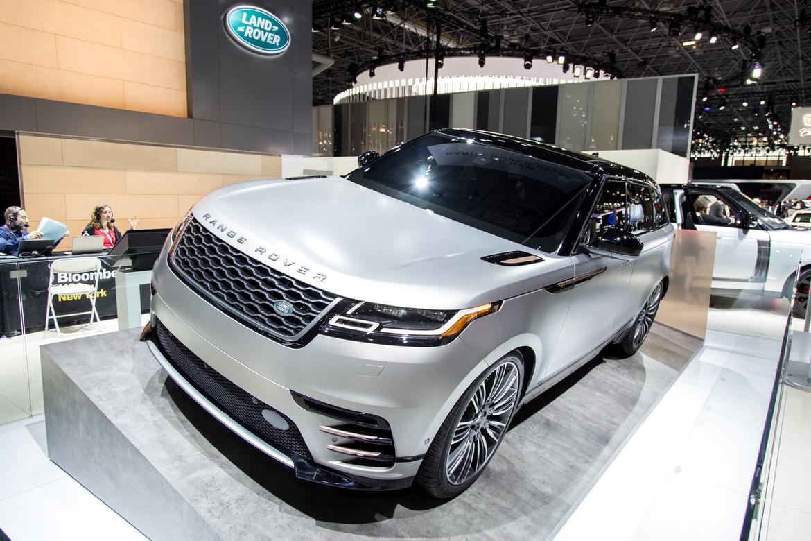 18LandRover-RangeRover_Velar_AS_AC_02.jpg