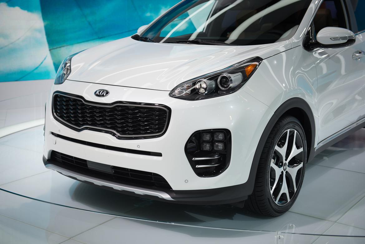 17Kia_Sportage-SX_AS_SP_02.jpg