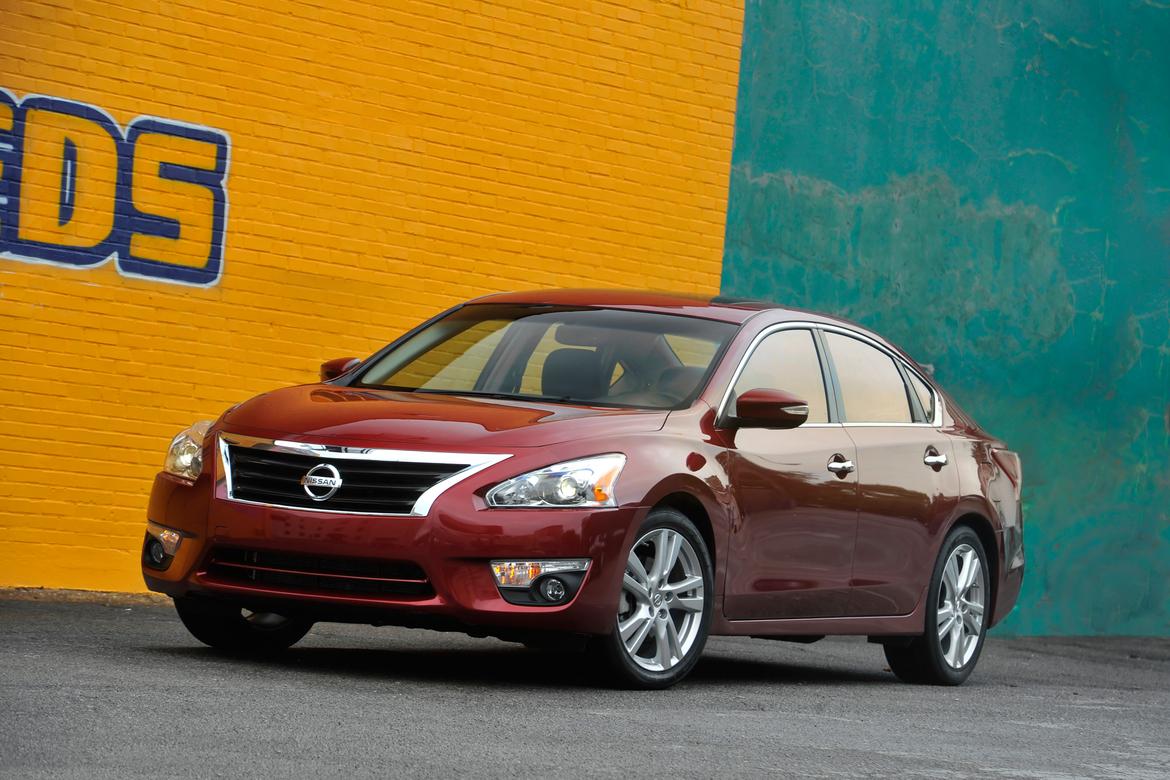 13_Nissan_Altima_OEM.jpg