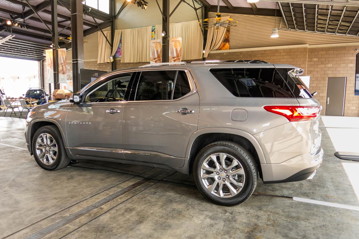 silver 2018 chevrolet traverse exterior