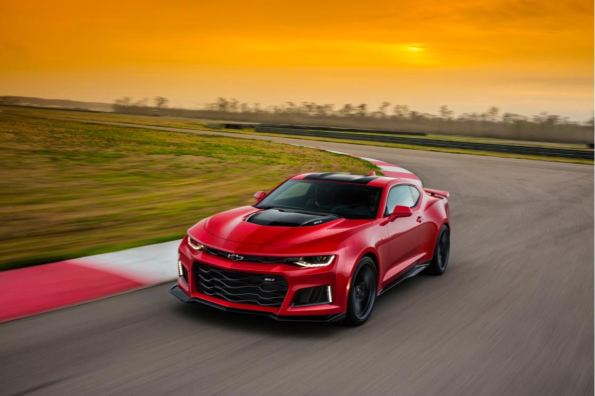2017 Chevrolet Camaro Zl1 First Look News Cars Meta Itemprop Width Content 1170 Height 2017 Chevrolet Camaro Zl1