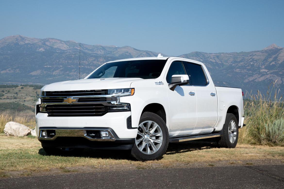 01-<a href=https://www.sharperedgeengines.com/used-chevrolet-engines>chevrolet</a>-silverado-high-country-2019-static-es.jpeg