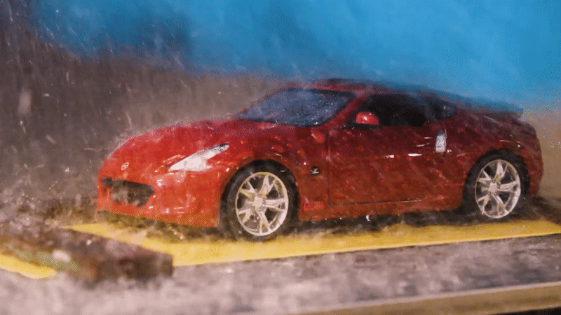 Nissan_car-wash.gif