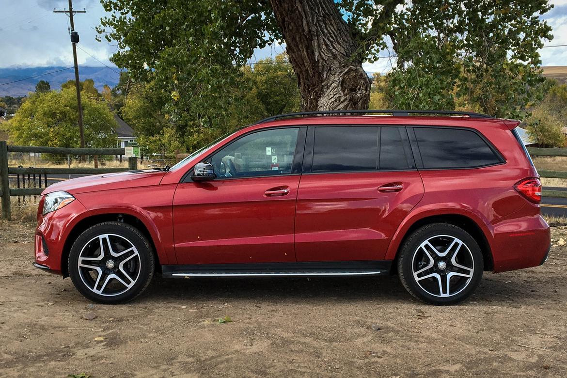 2017 Mercedes Benz Gls Cl Woos Families With Luxury News Cars