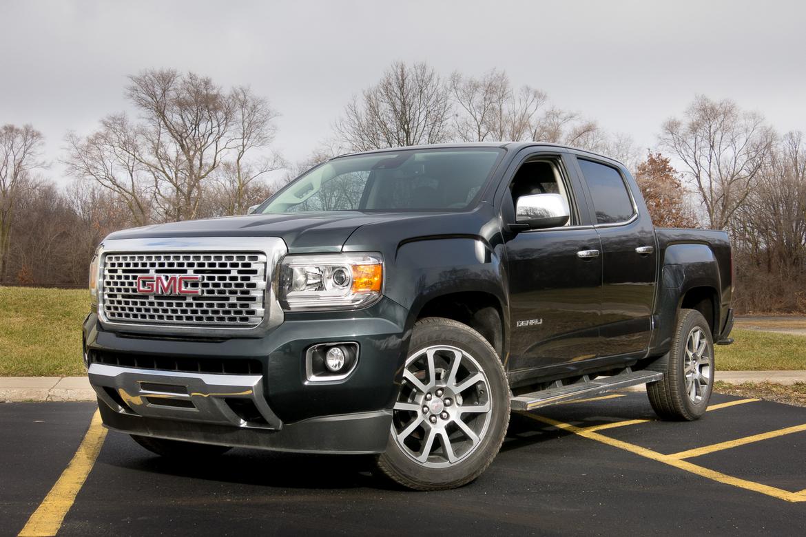 17GMC_Canyon_Denali_AB_01.jpg