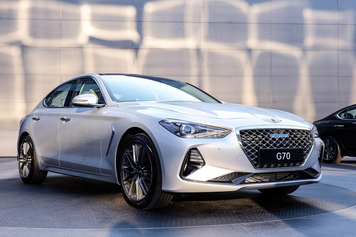 2019 Genesis G70 Come Out Swinging At Under 36k News Cars Meta Itemprop Width Content 1170 Height 2019 Genesis G70