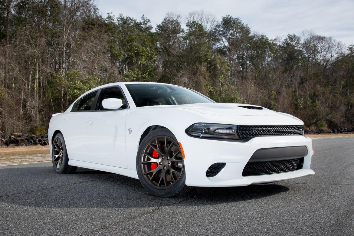 15Dodge_Charger_Hellcat_TestCarGallery_ES_14.jpg