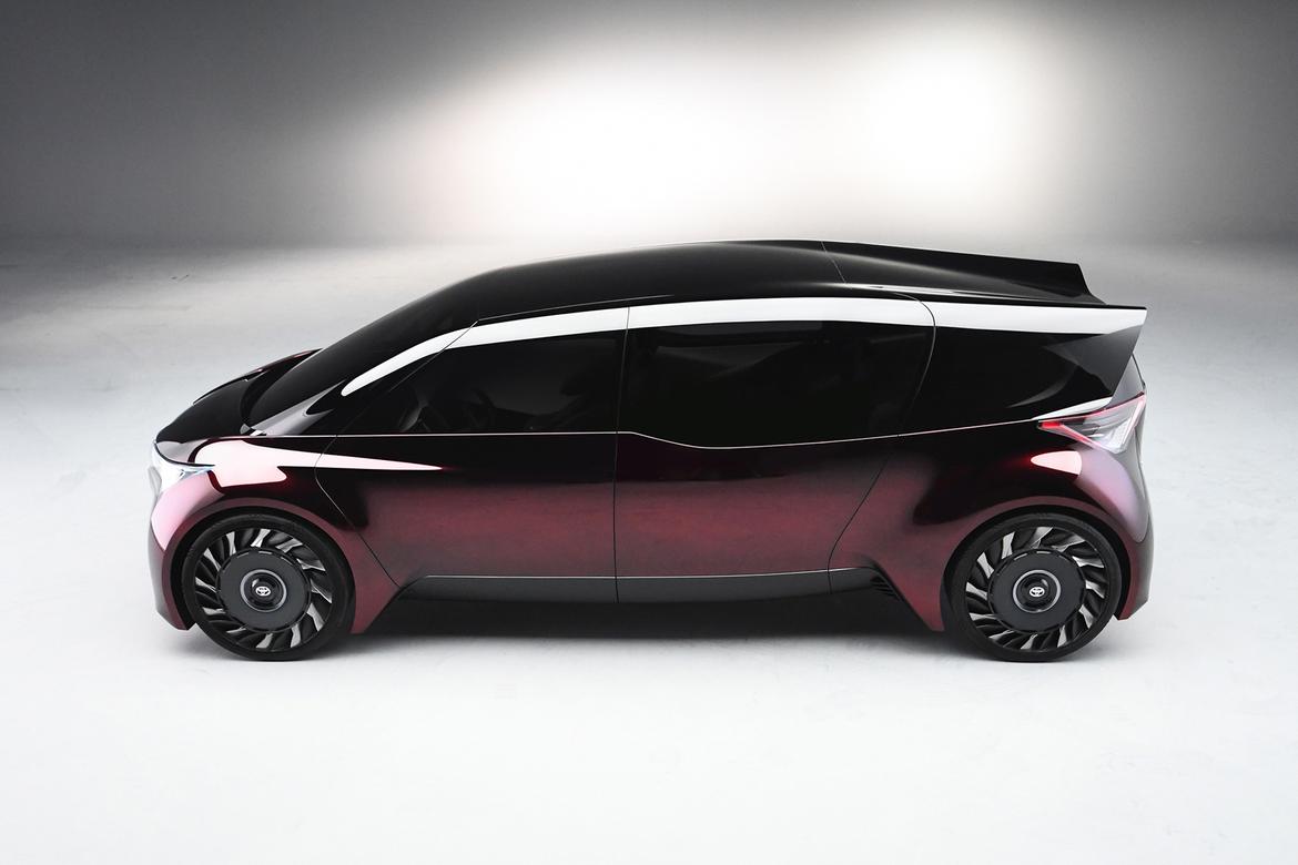 02-toyota-fine-comfort-ride-concept-vehicle.jpg