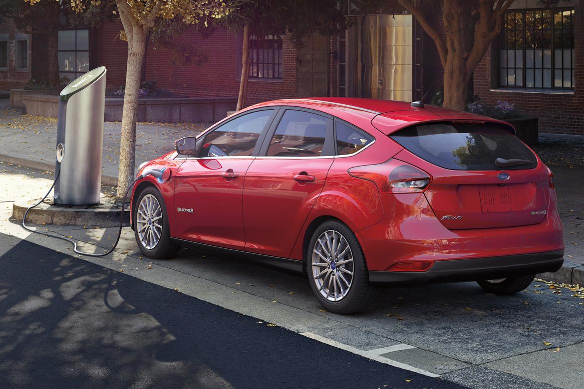 Report 2017 Ford Focus Electric Aims For 110 Miles Of Range News 16 Ford Focus Electric Charging Oem Jpg