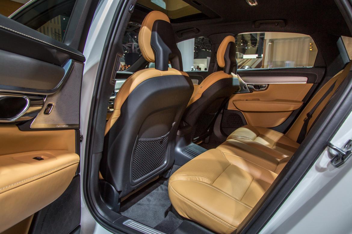 Which New Luxury Sedan Has The Best Backseat News Cars 4 2017 Volvo S90 Inscription