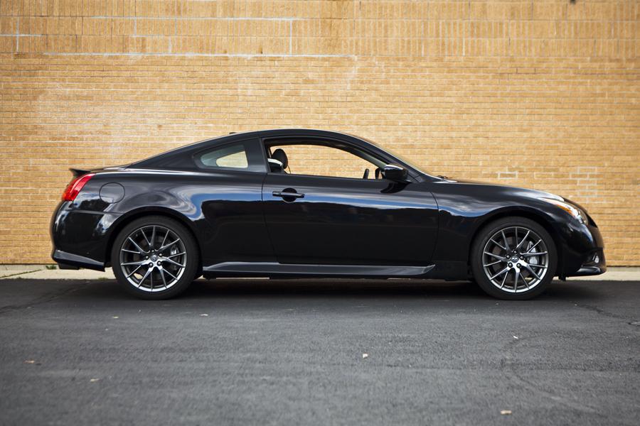 2013 INFINITI G37 - Our Review | Cars.com