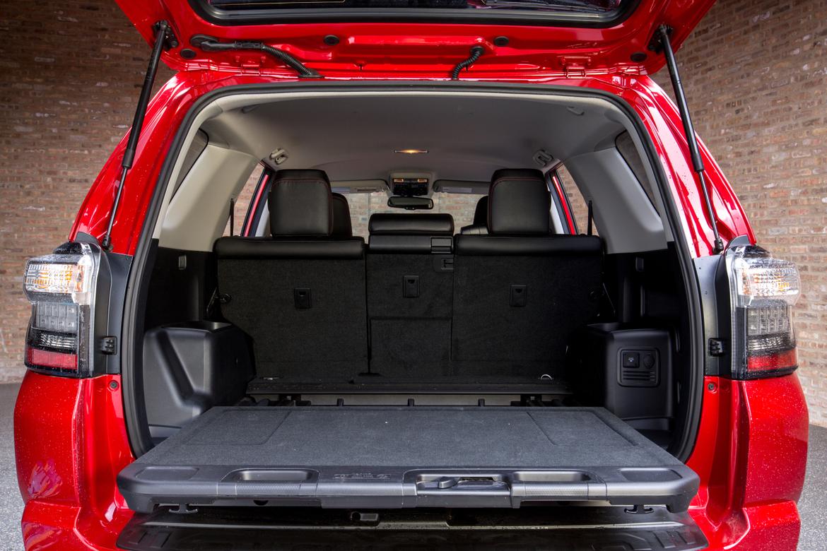 17Toyota_4Runner-TRD-Off-Road_AC_50.jpg