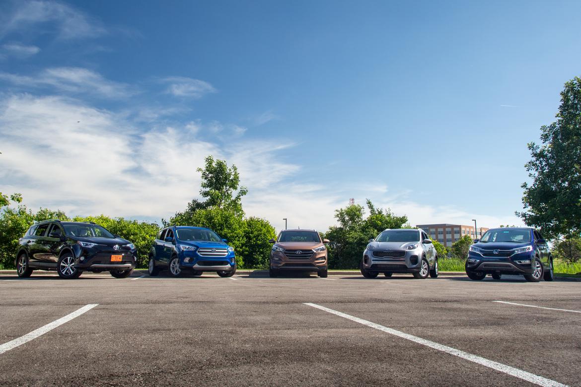 2016Compact-SUV_SO_GroupShot1_AC_07.jpg