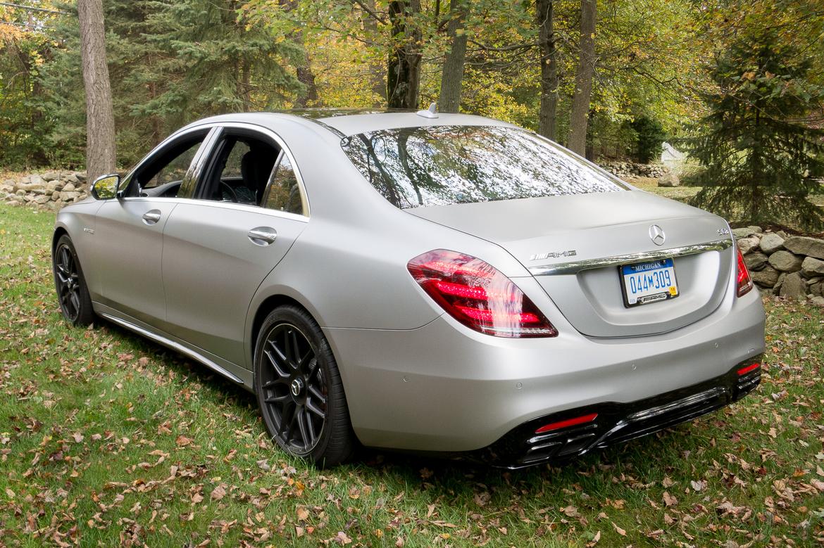 05-mercedes-amg-s63-2018-angle-exterior-grey-mercedes-amg-s63-20