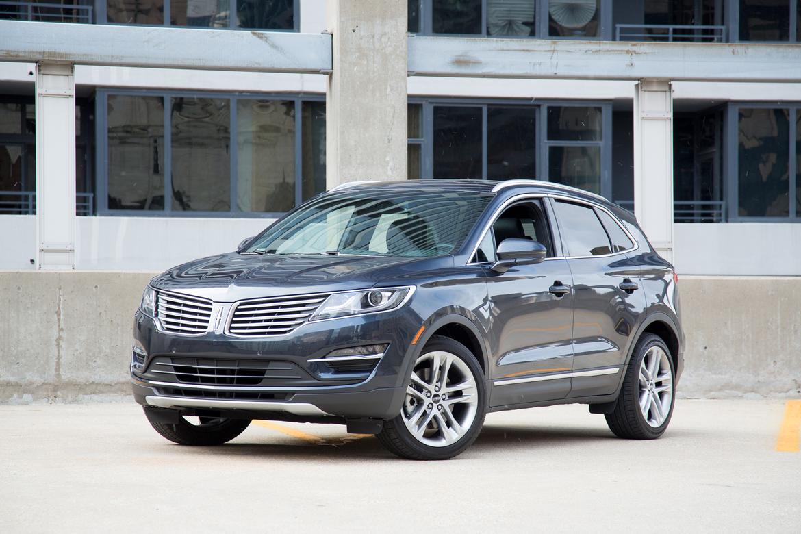 Top 10 Best Compact Suvs For Towing News Cars Towing Lincoln Mkc Es Jpg