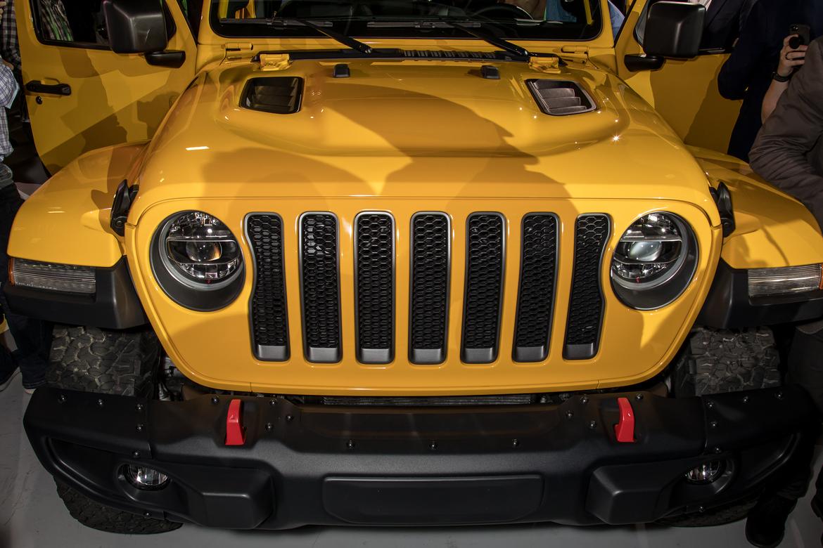 26-jeep-wrangler-unlimited-2018.jpg