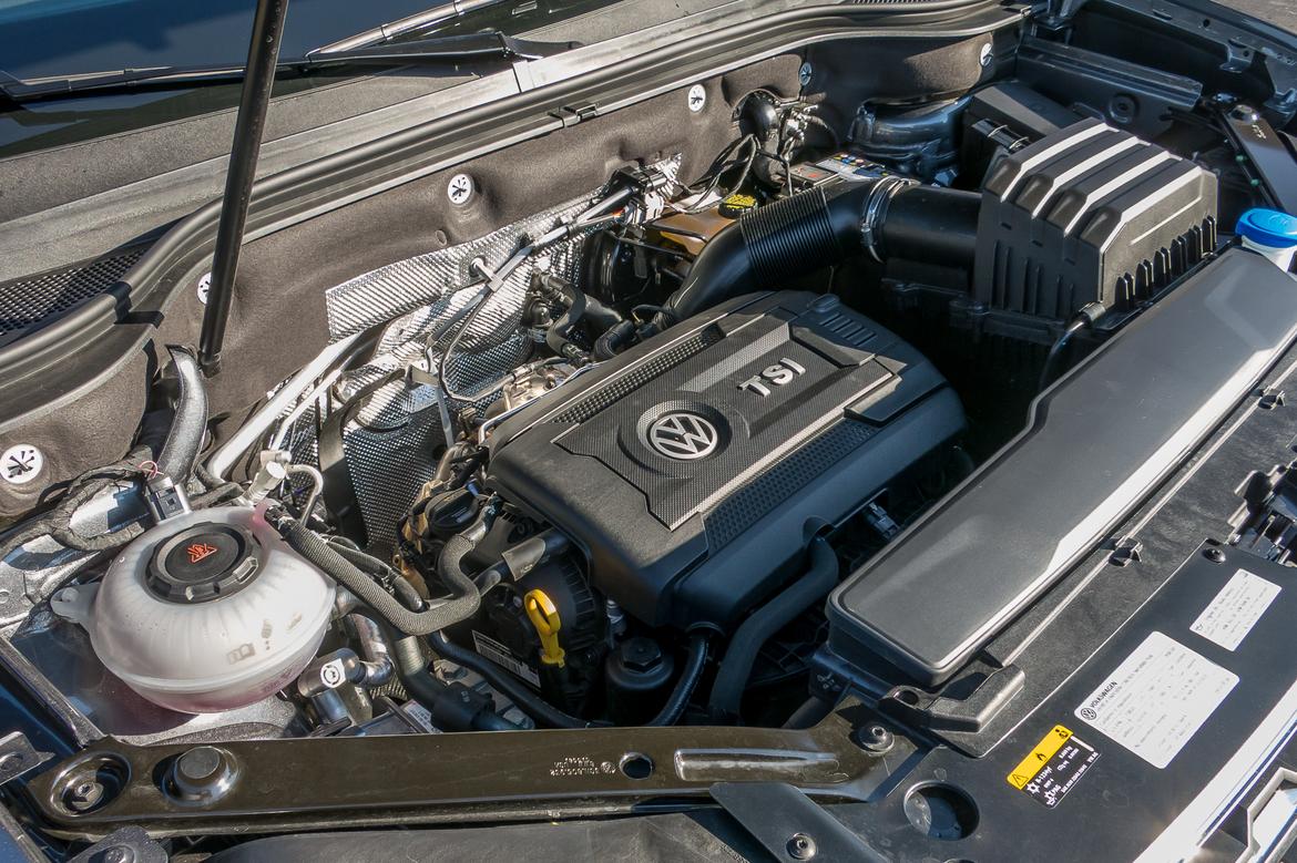 06-volkswagen-atlas-2.0t-2018-<strong> Used Engine </strong>-interior.jpg