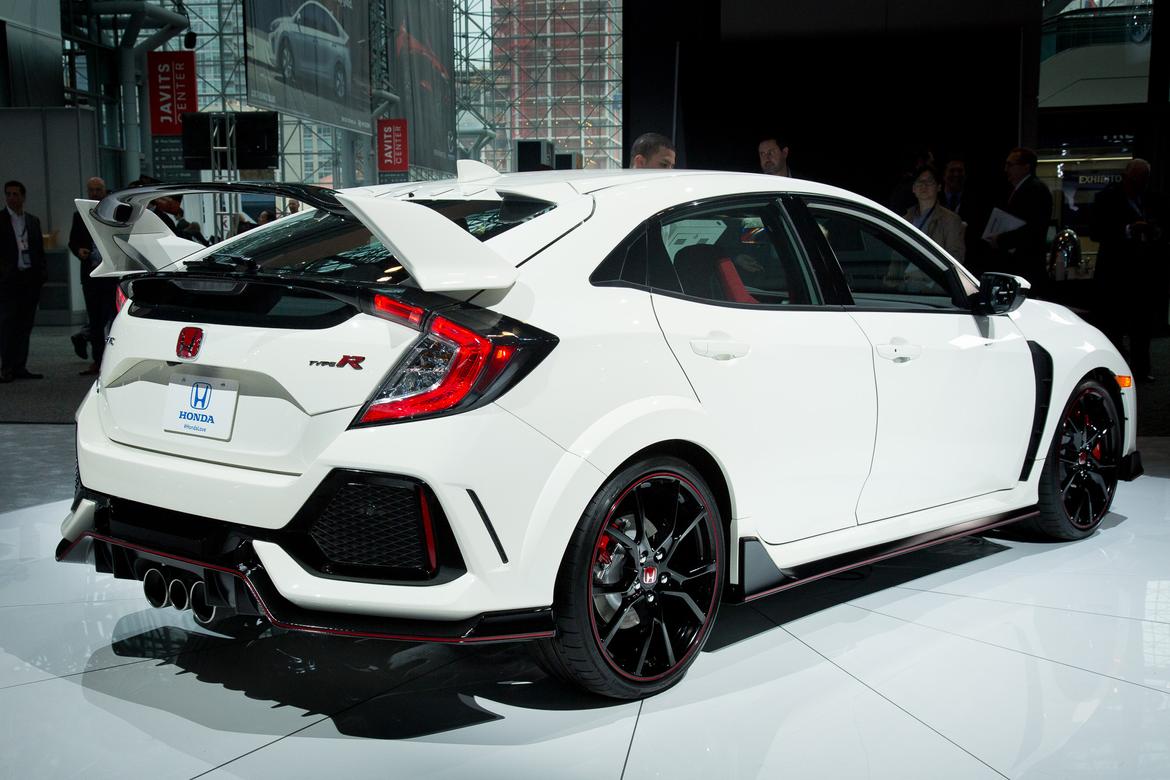 17Honda_Civic_Type_R_AS_ES_07.jpg