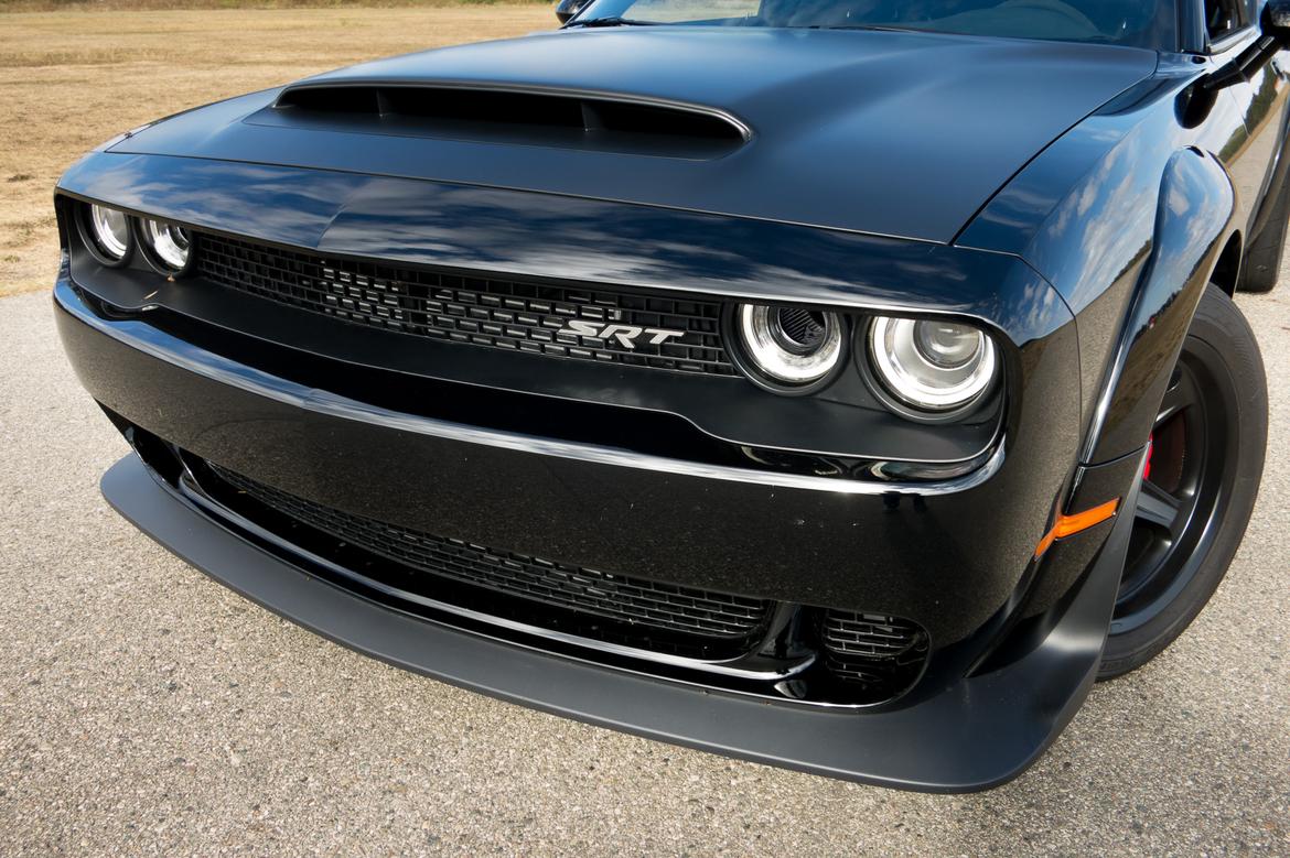03-dodge-challenger-srt-demon-2018-2018-black-challenger-demon-d